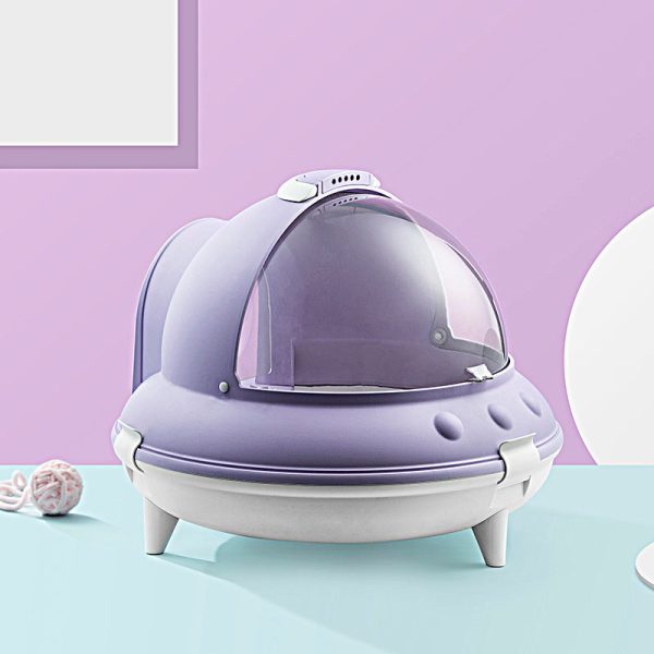 Spaceship-Inspired Cat Litter Box