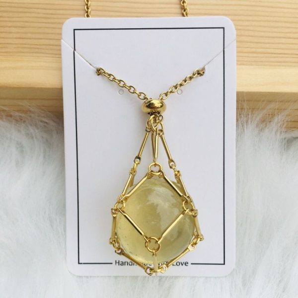 Swapable Crystal Stone Necklace For Luminous Look And Inner Calm