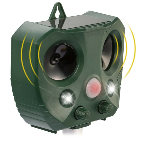 Powerful Ultrasonic Garden Squirrel Repeller Deterrent