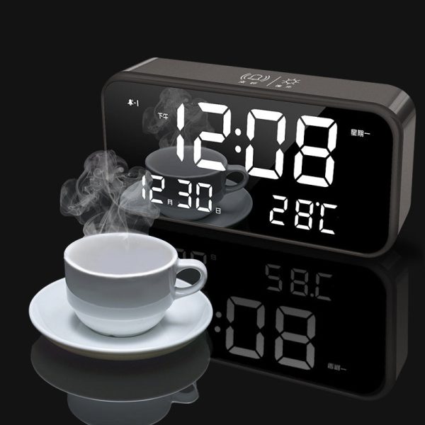 Usb Charging Stylish Electronic Alarm Clock