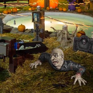 31x12x10in Halloween Prop Groundbreaker Graveyard Zombie