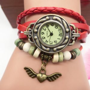 Vintage Casual Flying Heart Pendant Bracelet Belt Watch