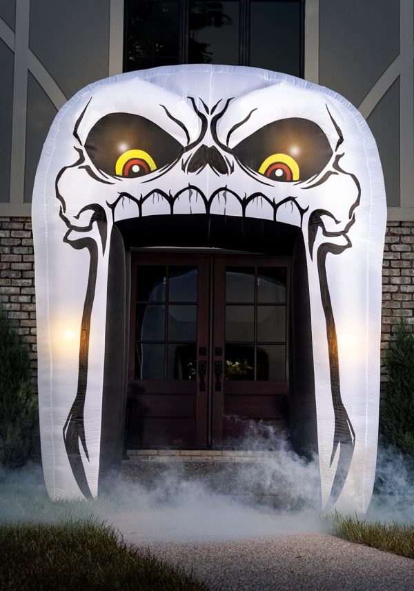 Fun Costumes 9.5Ft Skull Archway Inflatable Outdoor Decoration, White Scary Creepy Light-Up Airblown Halloween Display Decor