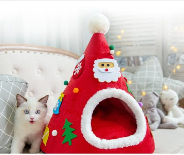 Cat Nest Christmas Hat Shape Sponge