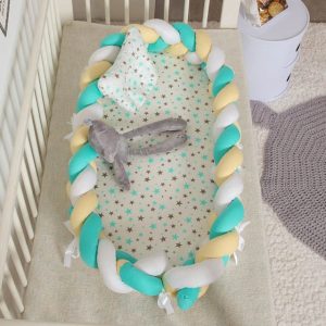 Portable Baby Knit Crib With Pillow