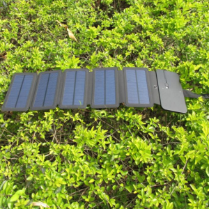 Outdoor 8W Folding Solar Charger -Road Emergency Mobile Power Supply