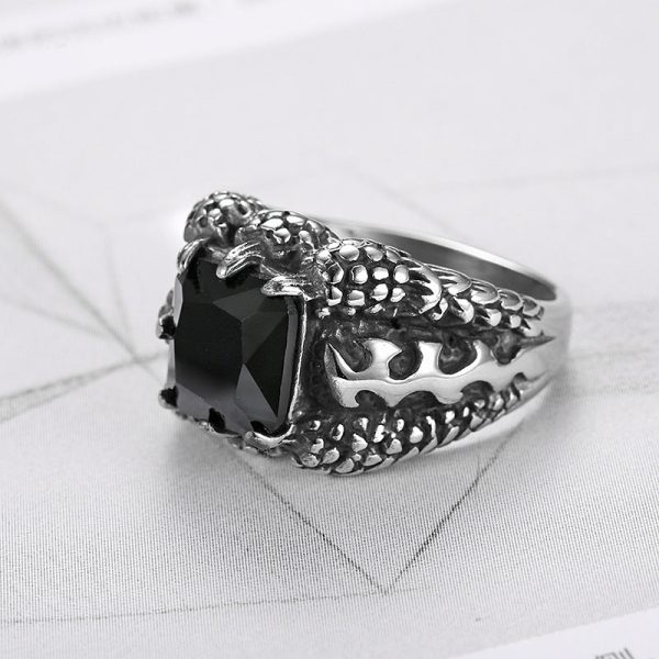 Stainless Steel Retro Style With Diamond Dragon Claw Ring