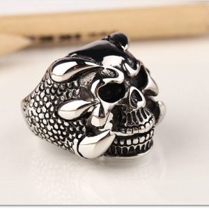 Luminous Skull Spike Ring