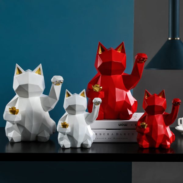 Lucky Cat Statue