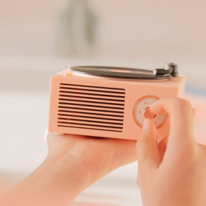 Retro Vinyl Wireless Bluetooth Speaker