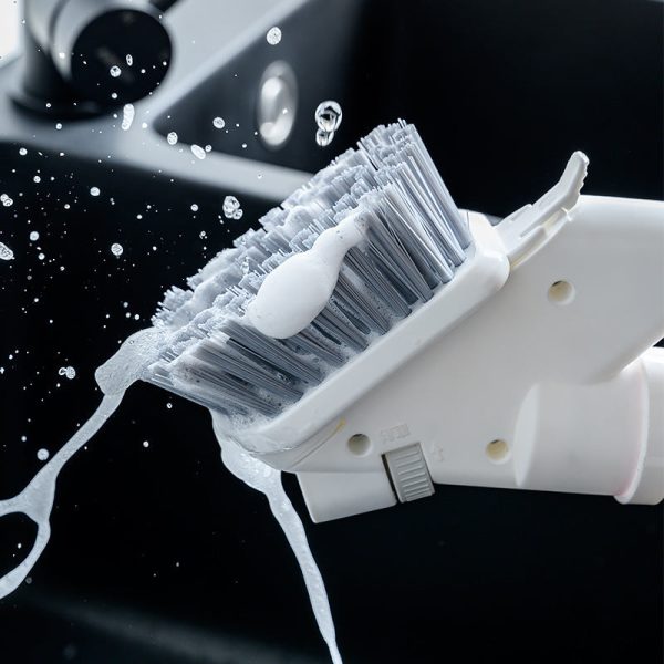 Multifunctional Water Spray Cleaning Brush