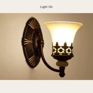 Luminoglow - Retro Wall Lamp With Double Lampshades