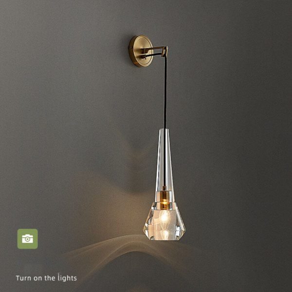 Crystalglow - Modern Geometric Wall Lamp