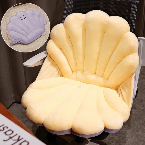 Shell Design Plush Lounge Chair