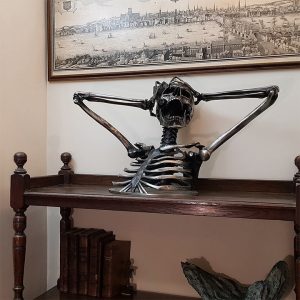 Break The Rules Madness Skeleton Bust Sculpture