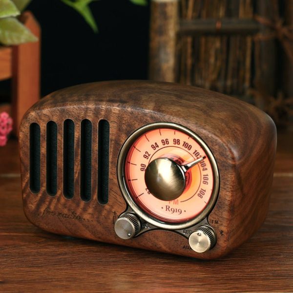 Retro Wooden Wireless Mini Speaker